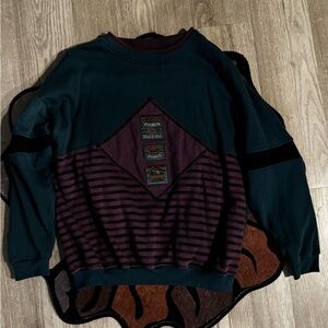 Vintage Gitano Men's river mountain Crewneck Sweater in teal and Purple